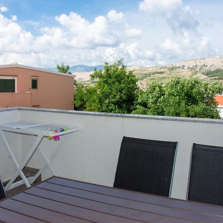 Apartments Sv. Jelena 2 Паг Екстериор снимка