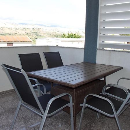 Apartments Sv. Jelena 2 Паг Екстериор снимка