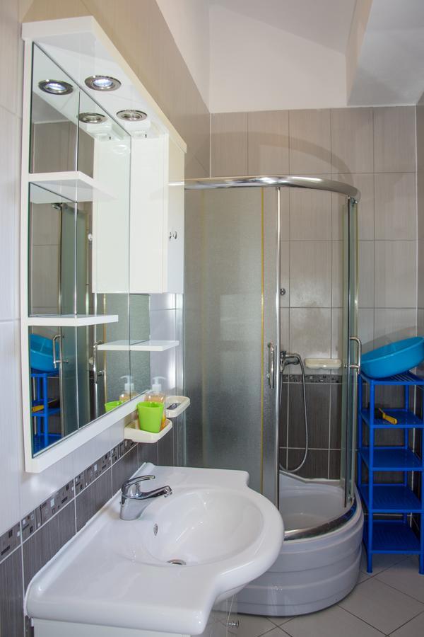 Apartments Sv. Jelena 2 Паг Екстериор снимка