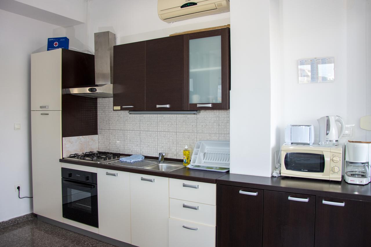 Apartments Sv. Jelena 2 Паг Екстериор снимка